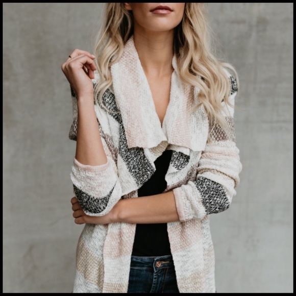 Subtle Stripes Cardi - Picture 4 of 7